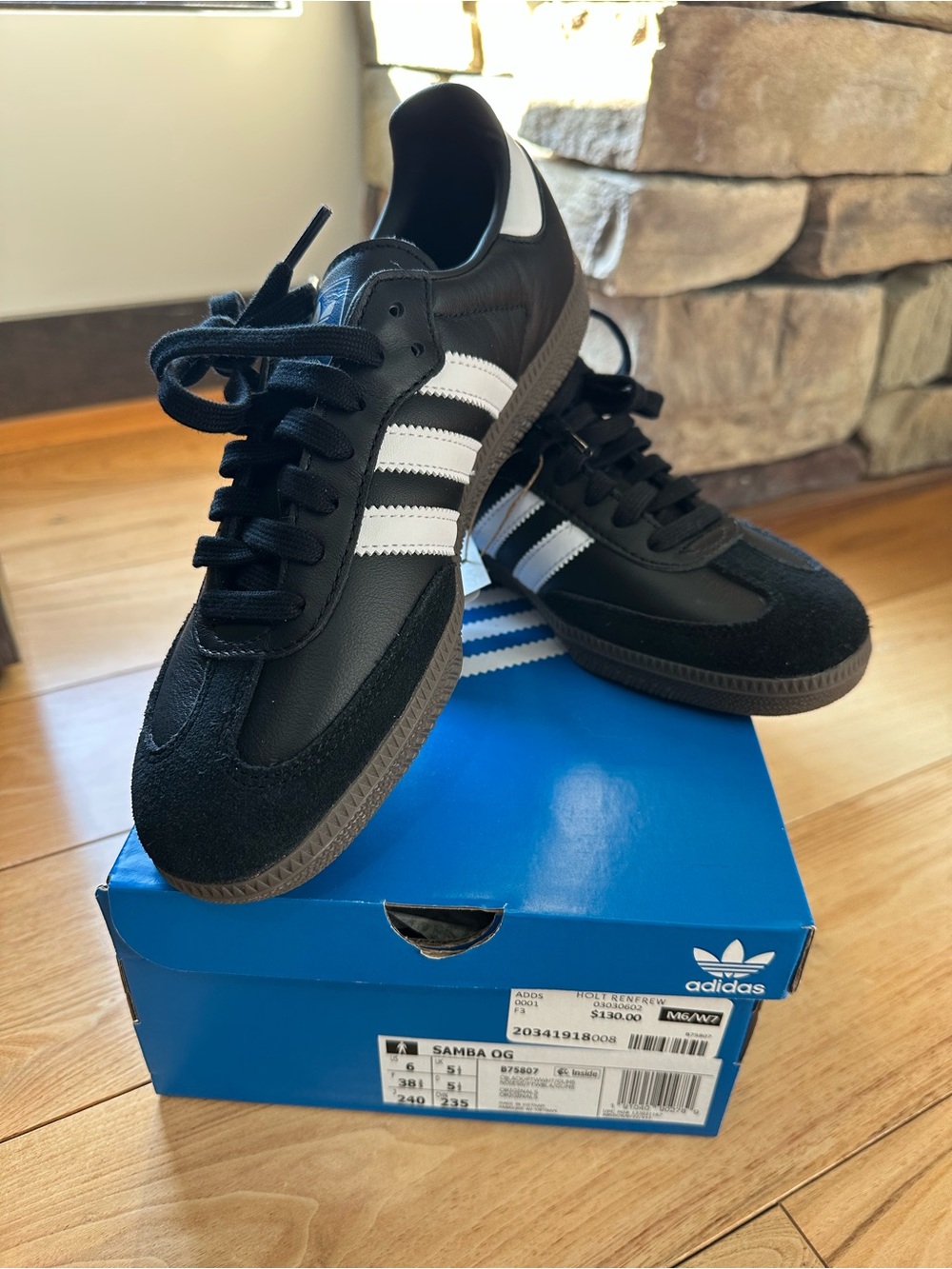 NIB Adidas Samba OG Sneakers